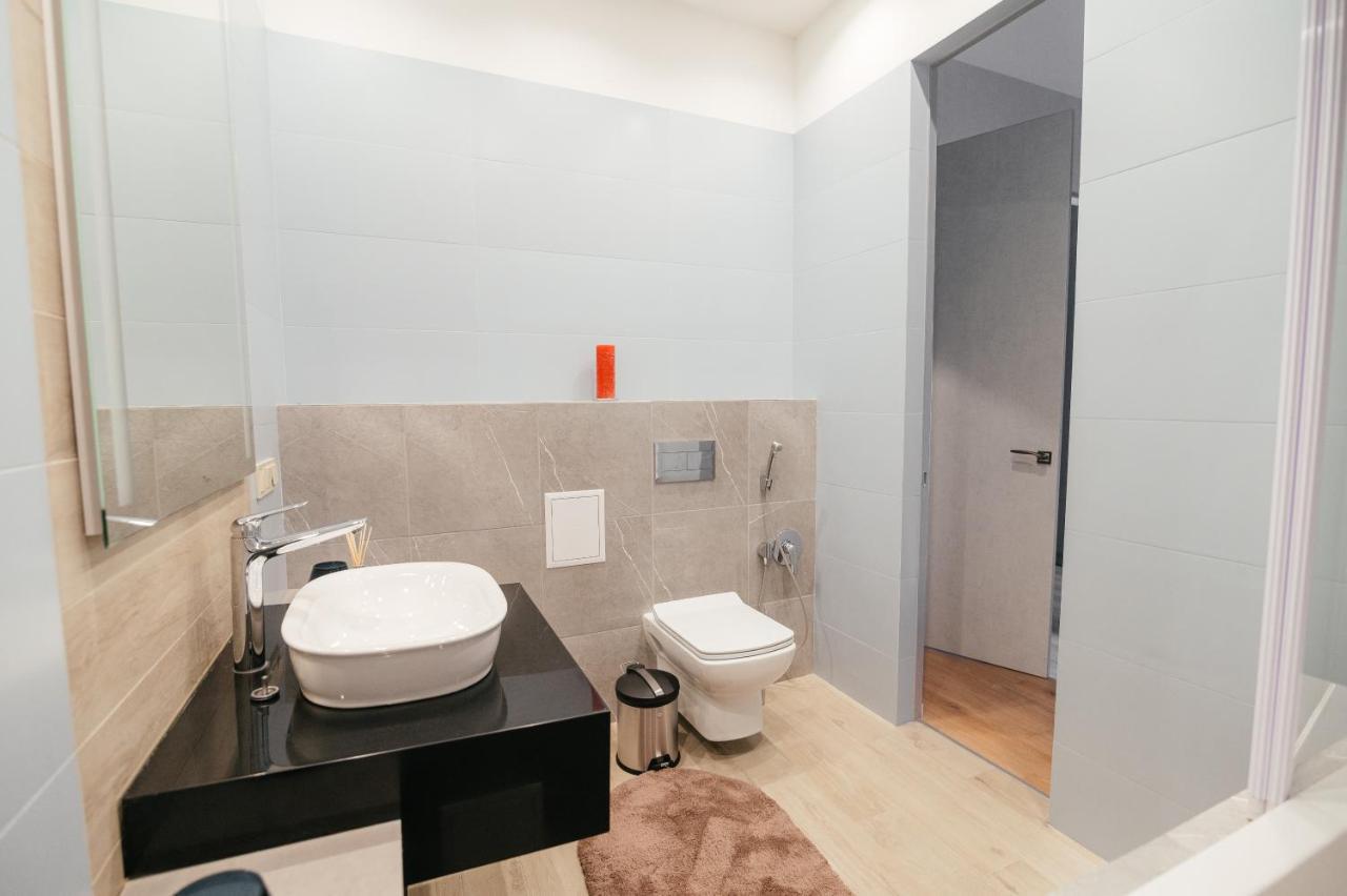 Pearl Premium Apartments 3 Kiev Exterior foto